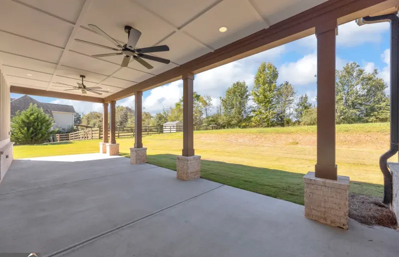 Modern farmhouse on one acre, Cumming, GA: covered patio