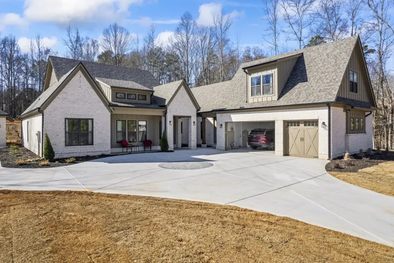 Traditional in The Manors, Jefferson, GA
