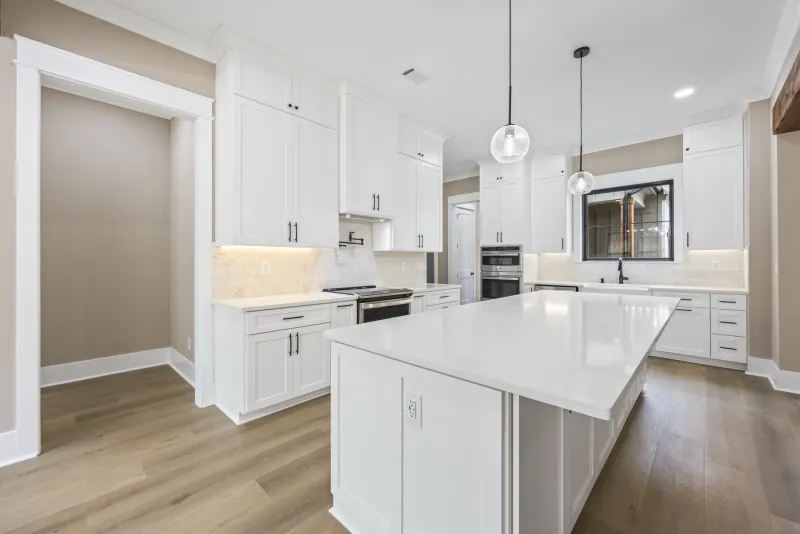 Traditional in The Manors, Jefferson, GA: kitchen