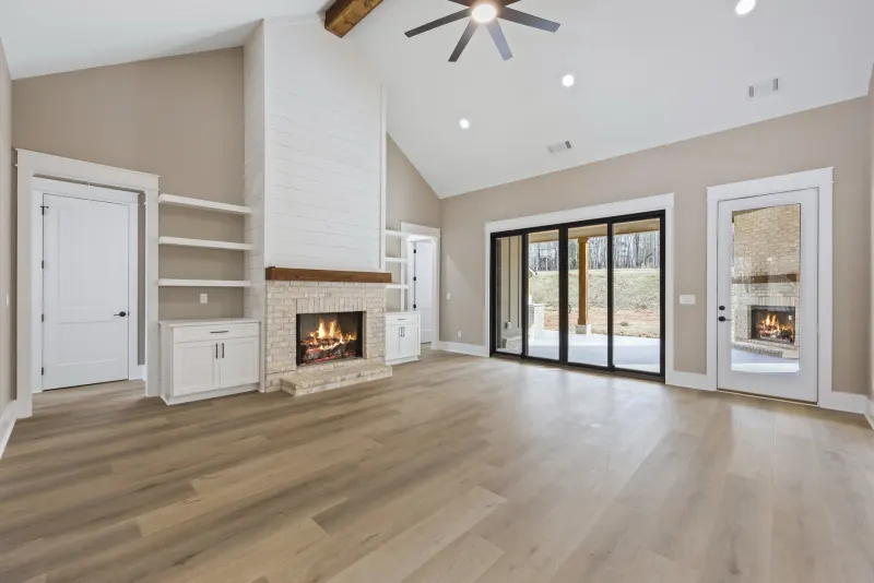 Traditional in The Manors, Jefferson, GA: living